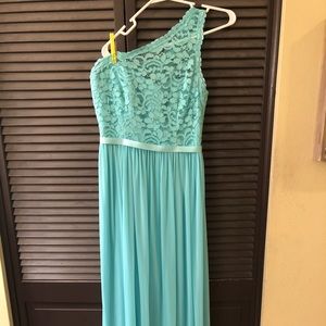 David’s Bridal Bridesmaids Dress- Size 8